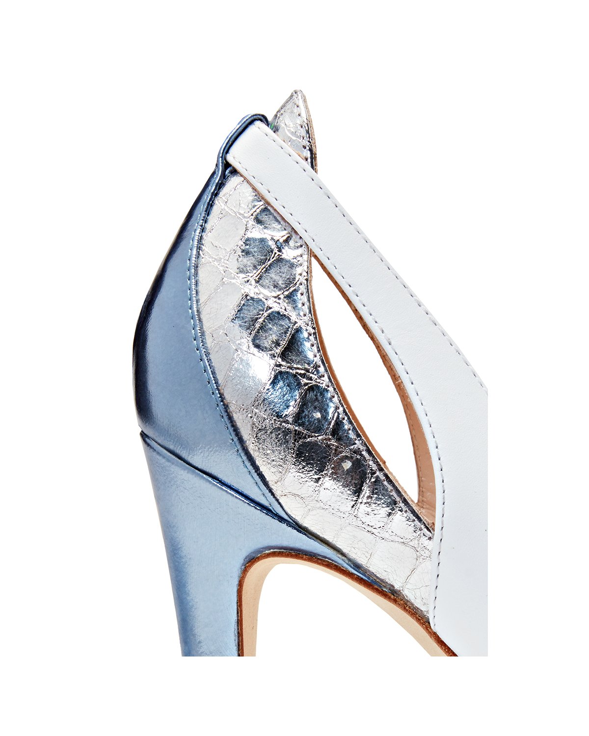 White and blue embossed leather pumps | Accessories, Sale, -40% | Genny
