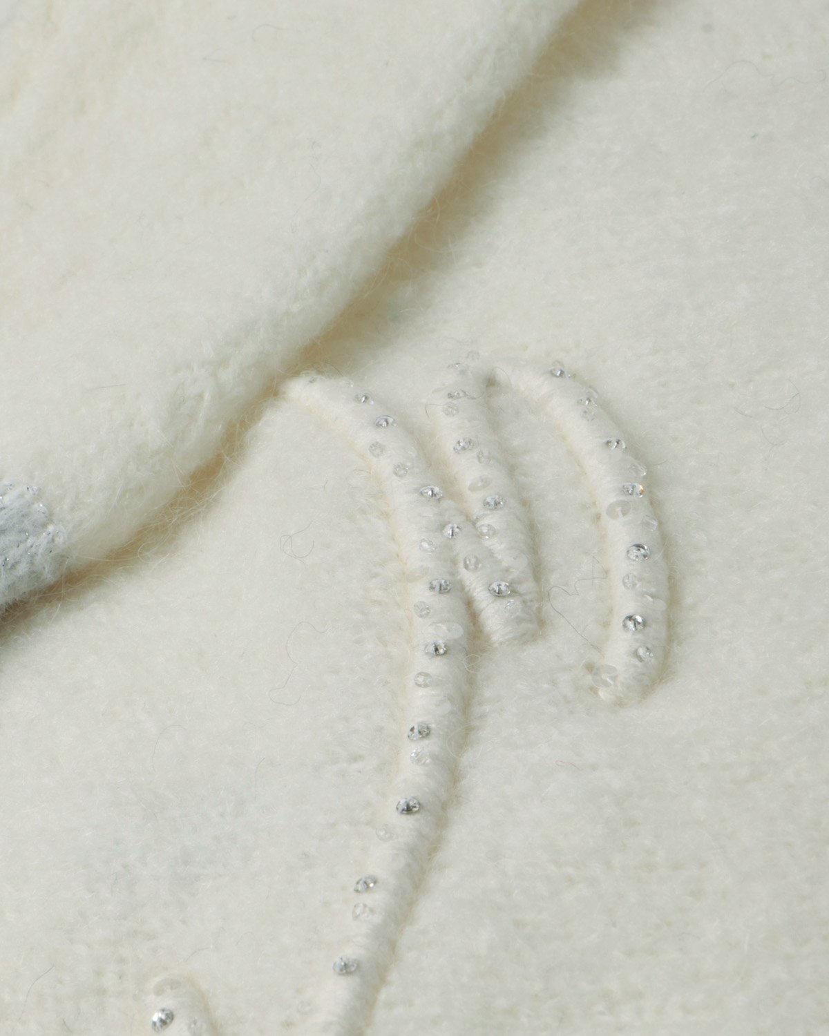 Maglione bianco in mohair con logo | | Genny
