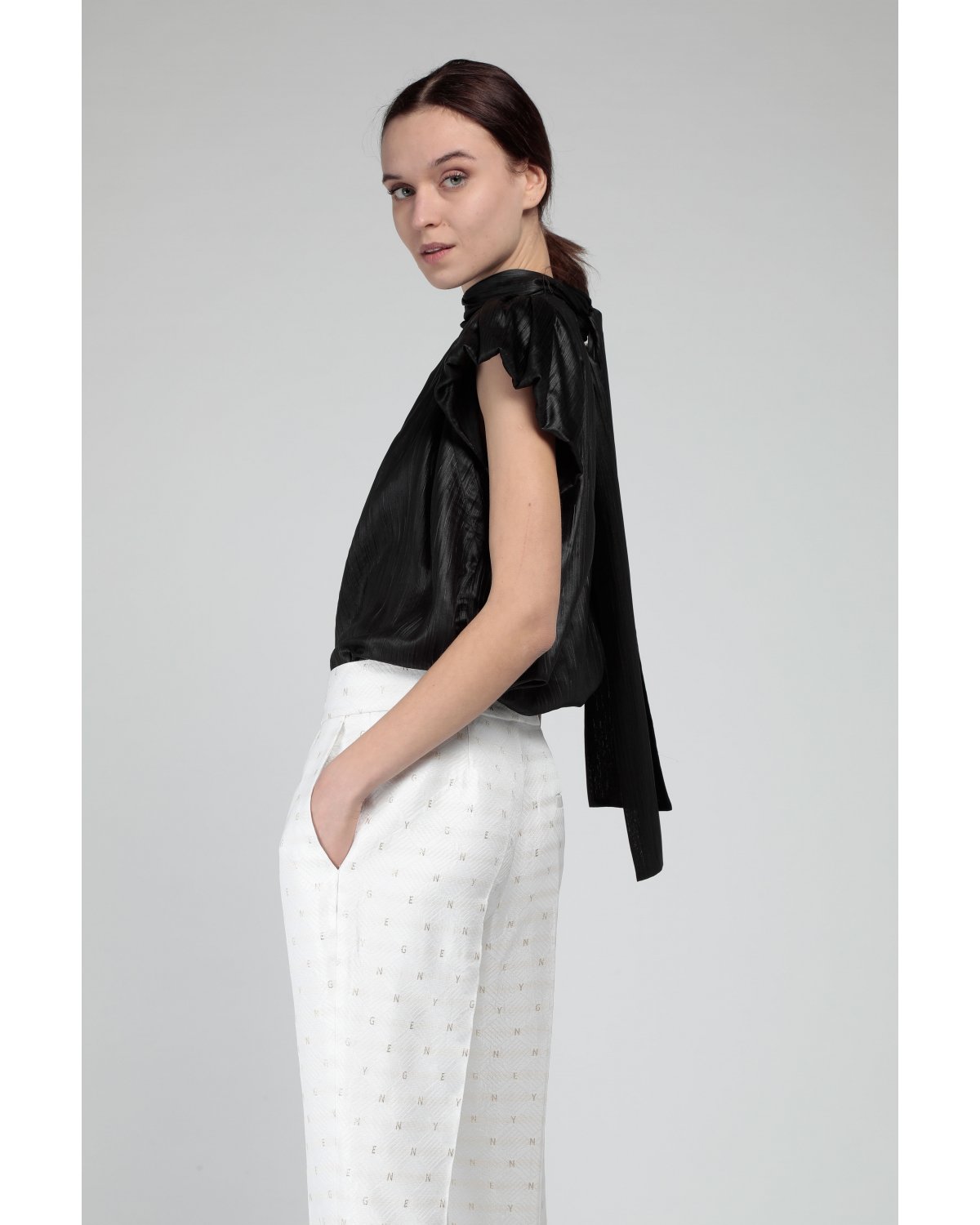 Black top with puffball sleeves | Party Collection | Genny