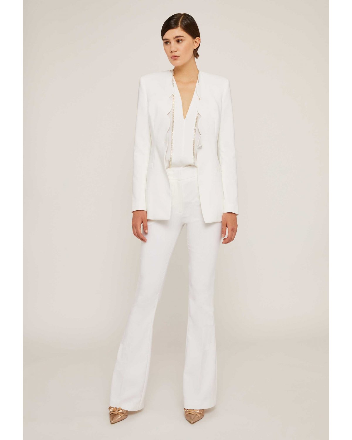 Tailored white pants | Spring Summer 2023 Collection, 73_74, Cruise 2023 Collection, Warm weather wear, Ready to Wear, New Arrivals, Spring suits, Mother's Day | Genny
