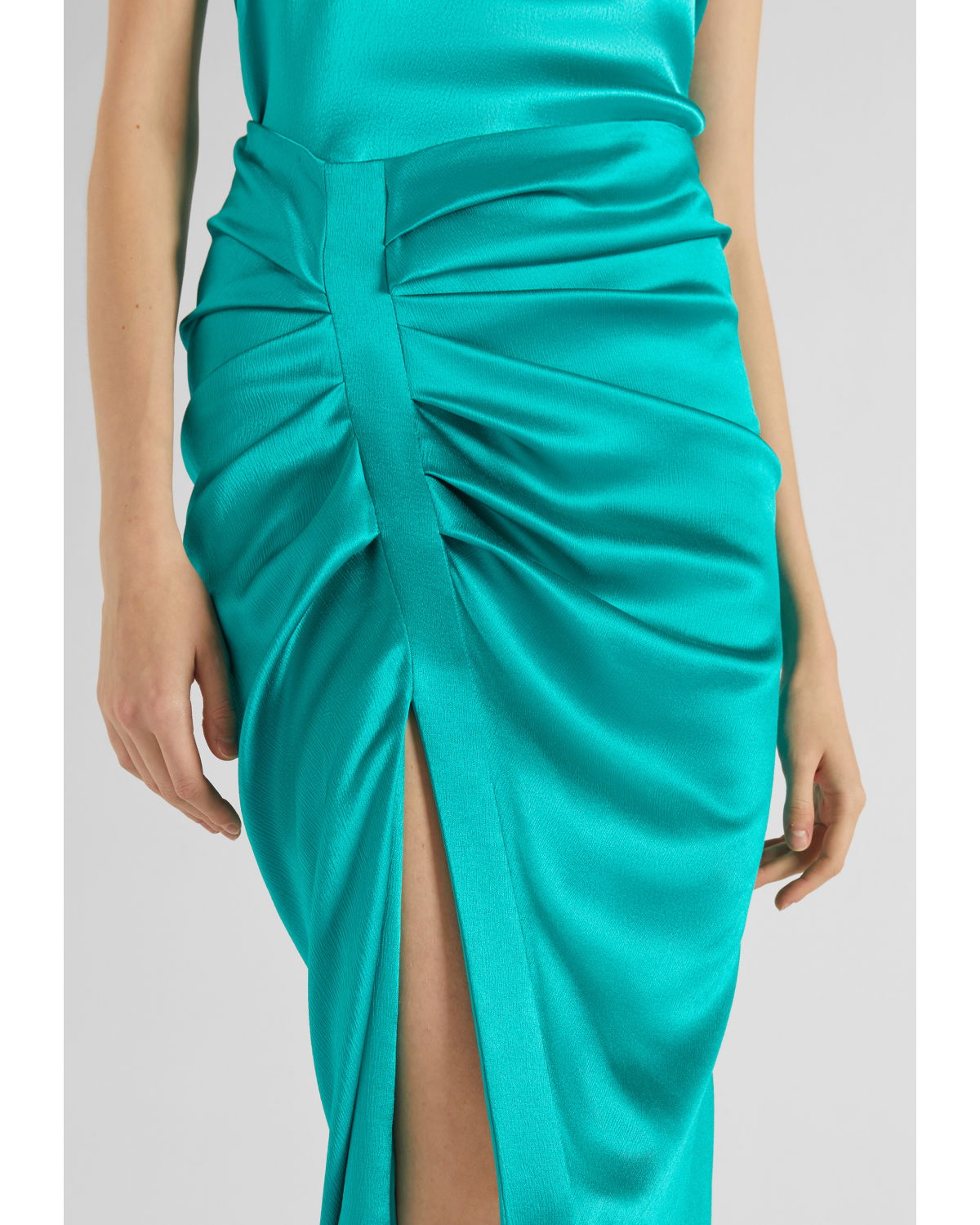Skirt with a side drape | hide_category | Genny