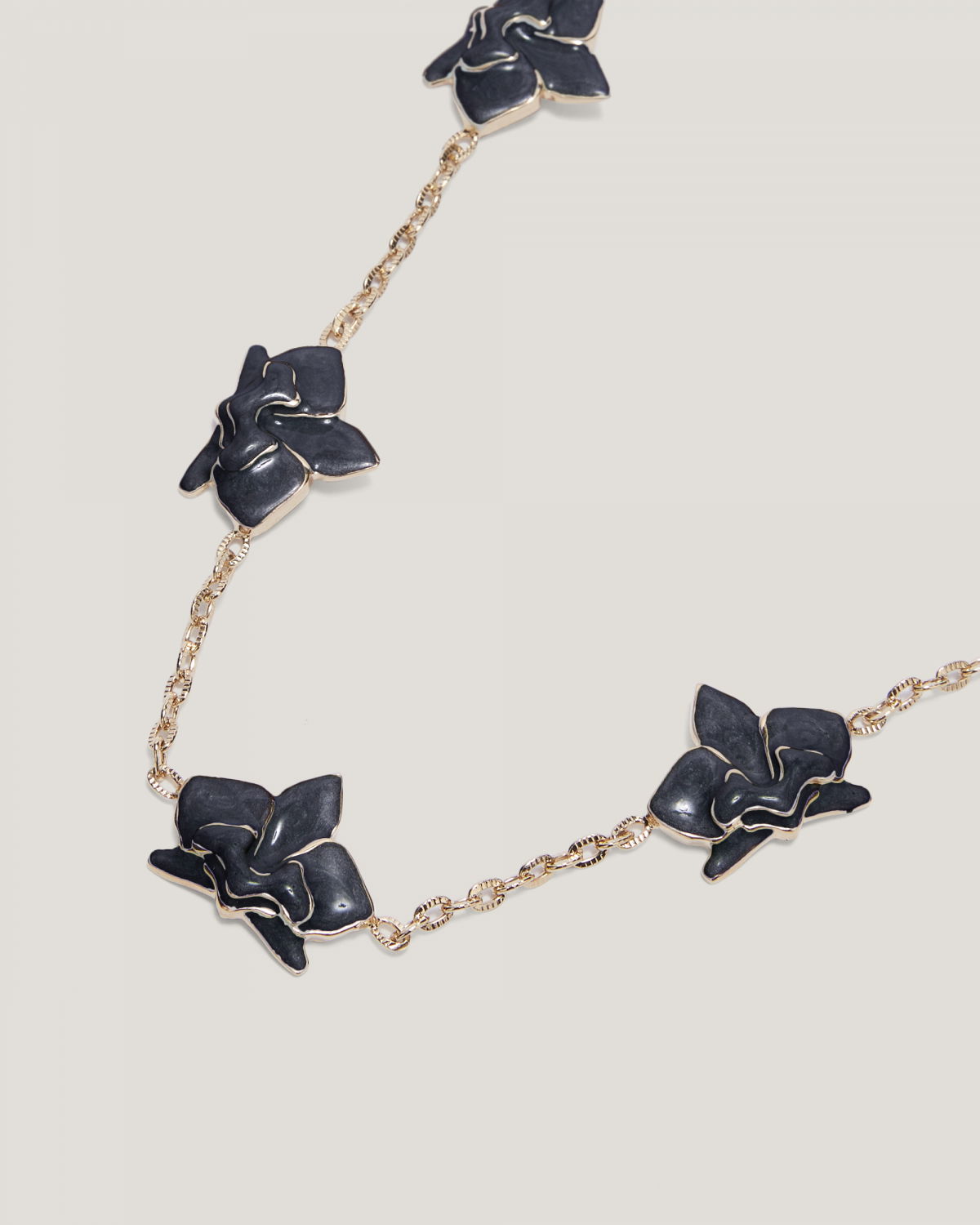 Enamel Orchid Motif Necklace | Fall Winter 2024-25 Collection, Jewelry, Accessories, New In | Genny