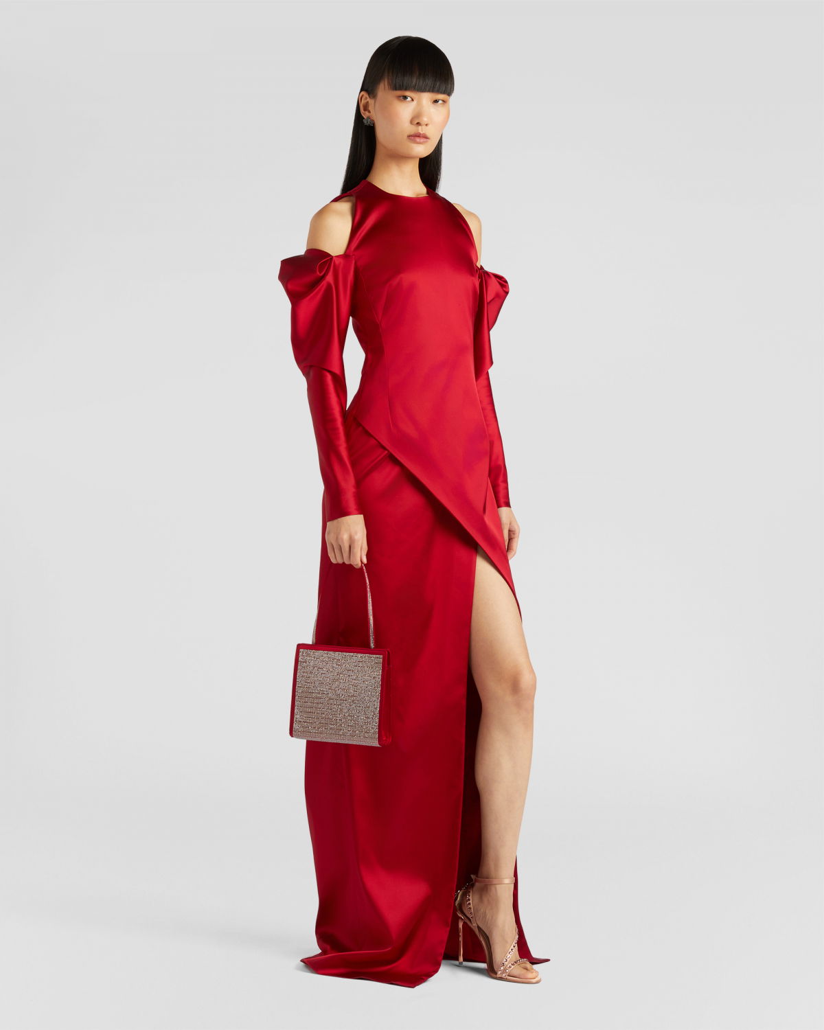 Long dress with shoulder cutout | Dresses & Jumpsuits, Ceremony dresses, Fall Winter 2024-25 Collection, Evening and Cocktail dresses, Ready to Wear, Highlights | Genny