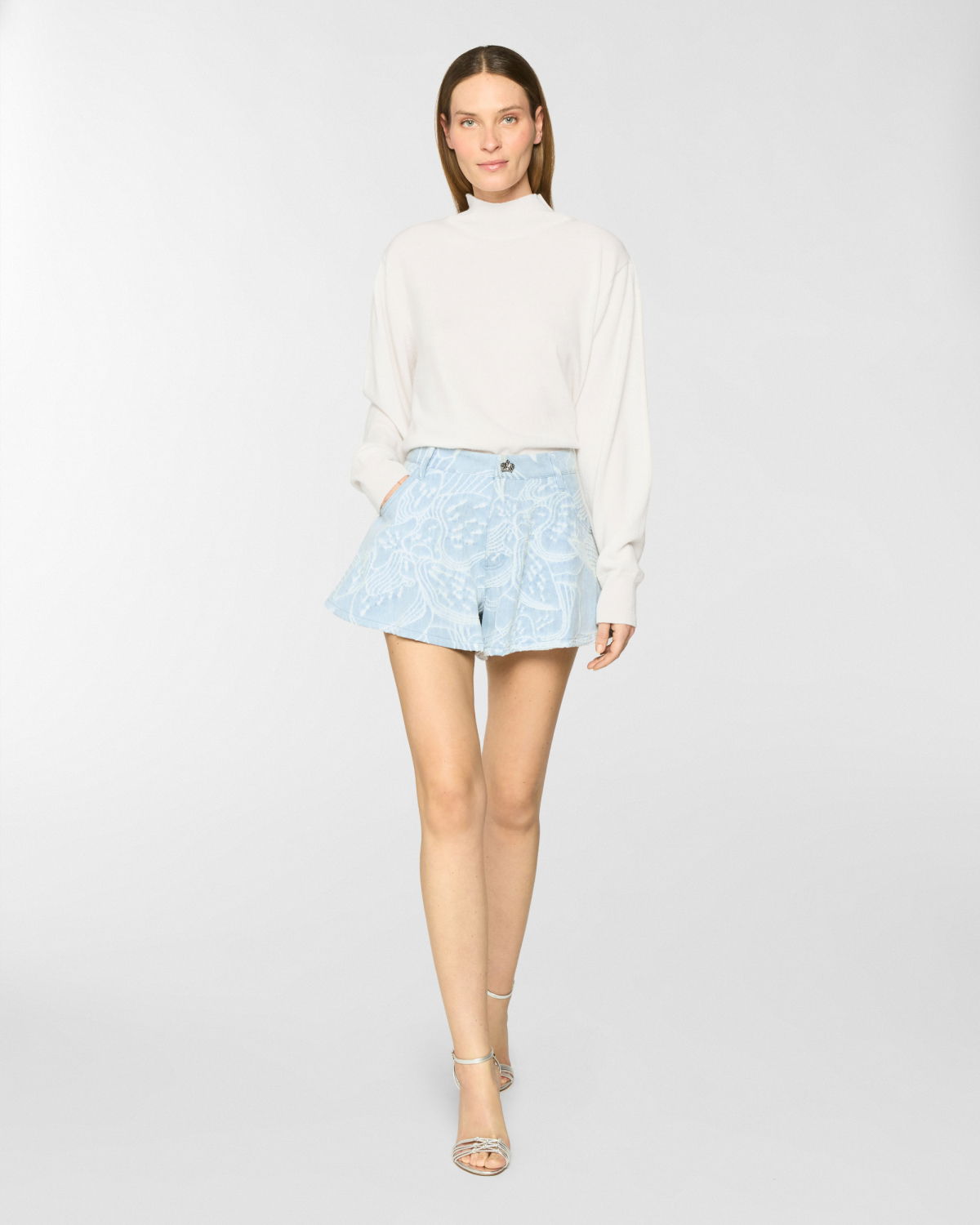Flared jacquard orchid denim shorts | Pre Fall Collection 2025-26 | Genny