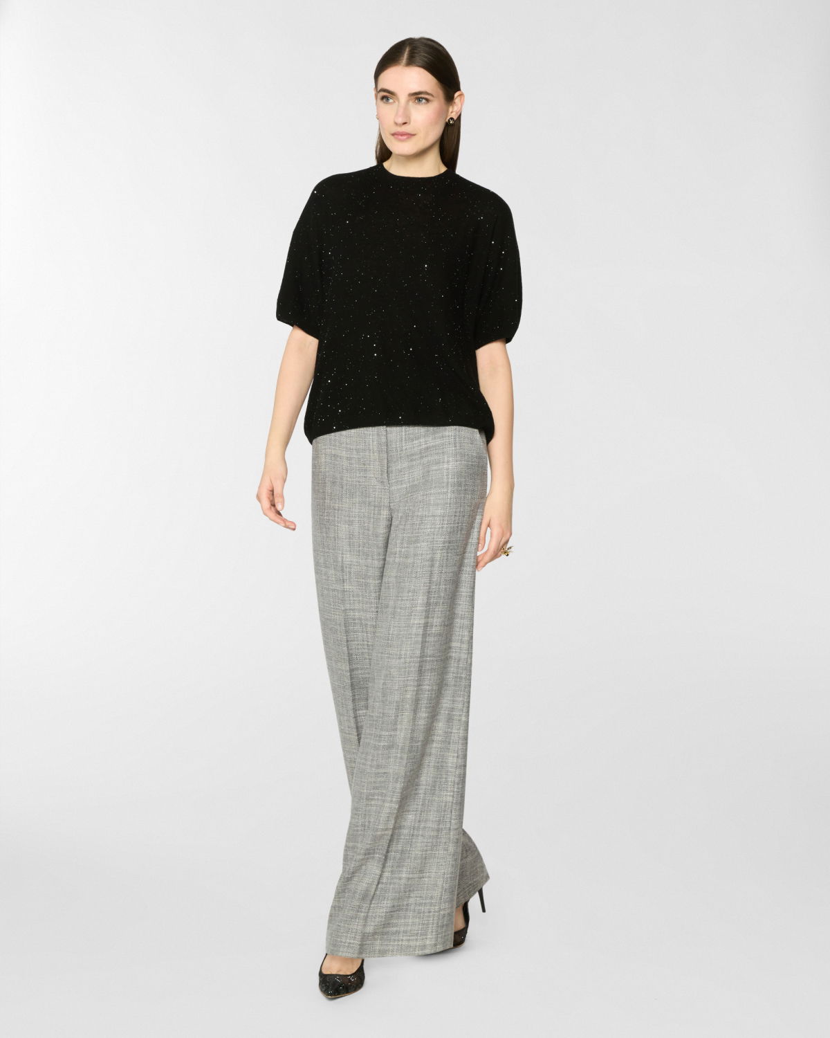 T-shirt with micro sequins | Pre Fall Collection 2025-26 | Genny