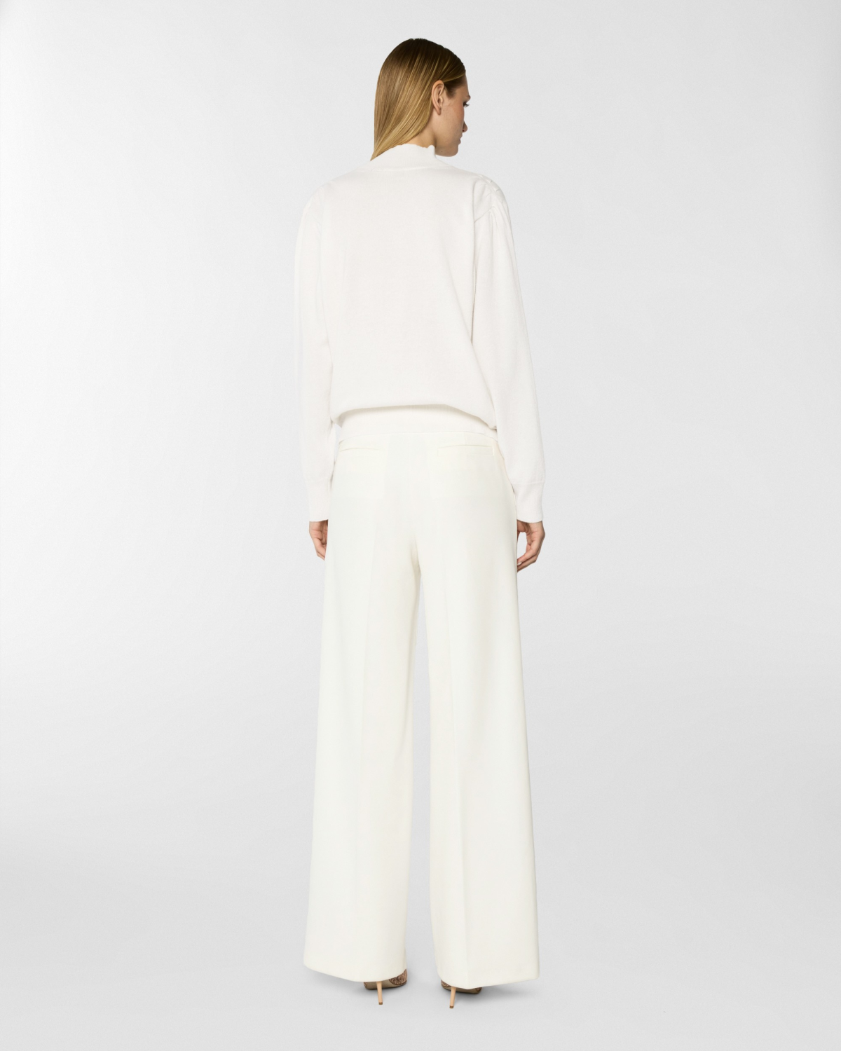 Cashmere turtleneck | Pre Fall Collection 2025-26 | Genny