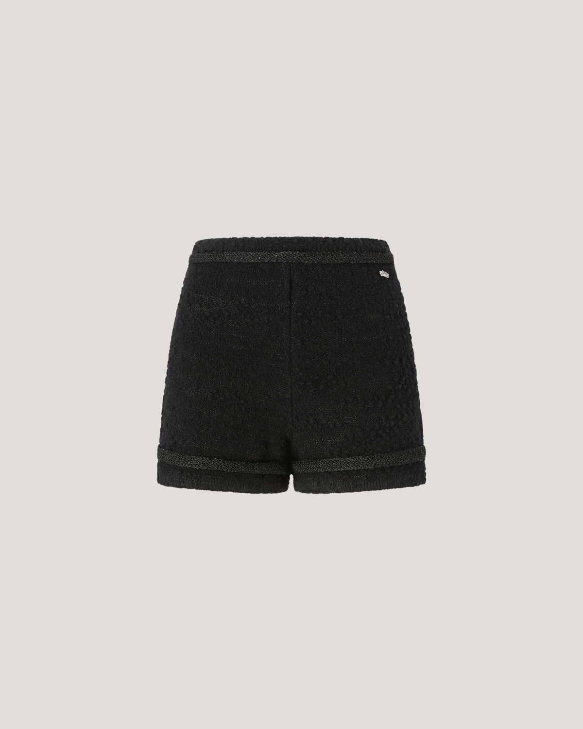 Wool shorts with sequins | Pre Fall Collection 2025-26 | Genny
