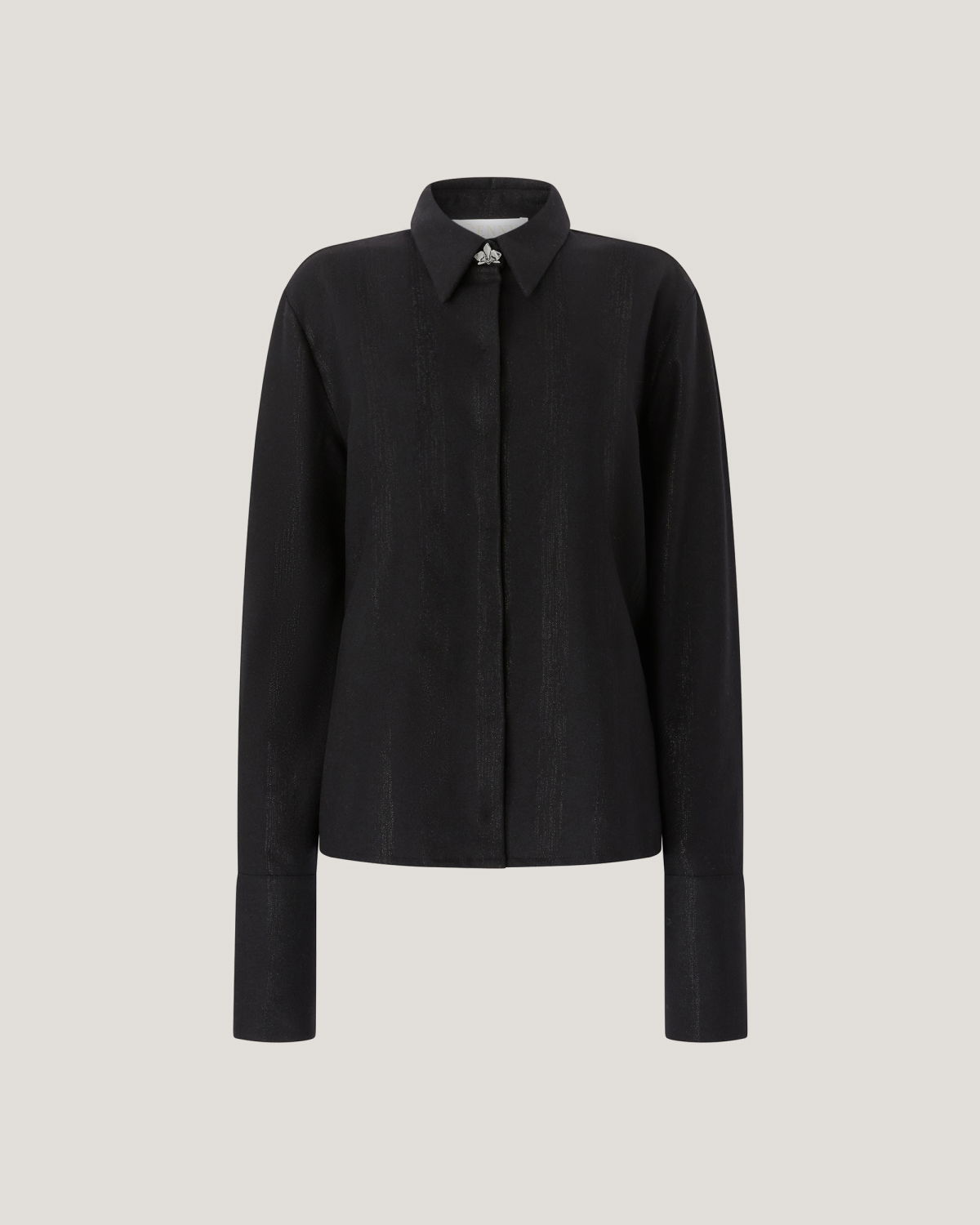 Fluid shirt with tailored accents | Pre Fall Collection 2025-26 | Genny