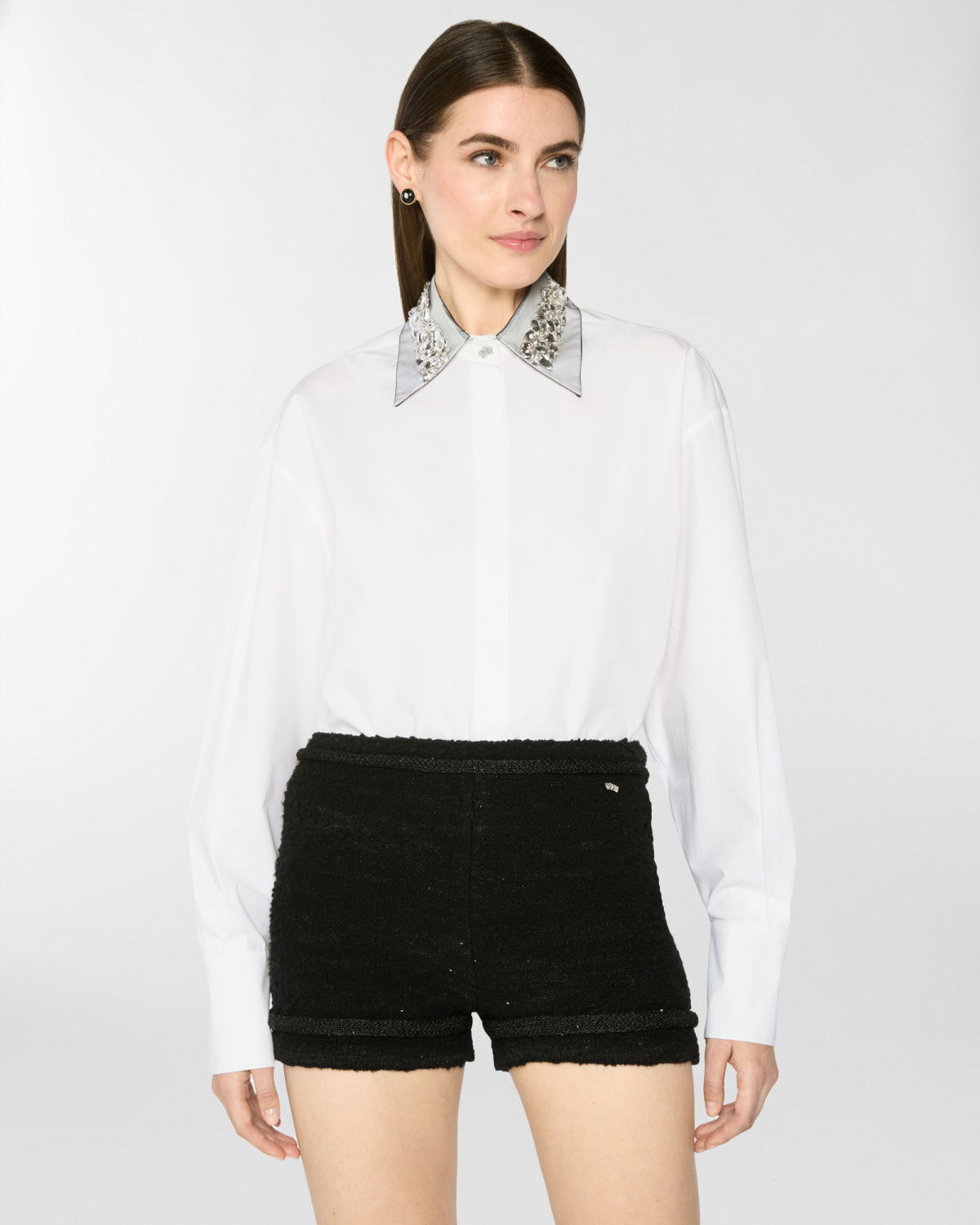 Oversized shirt with jewel collar | Pre Fall Collection 2025-26 | Genny