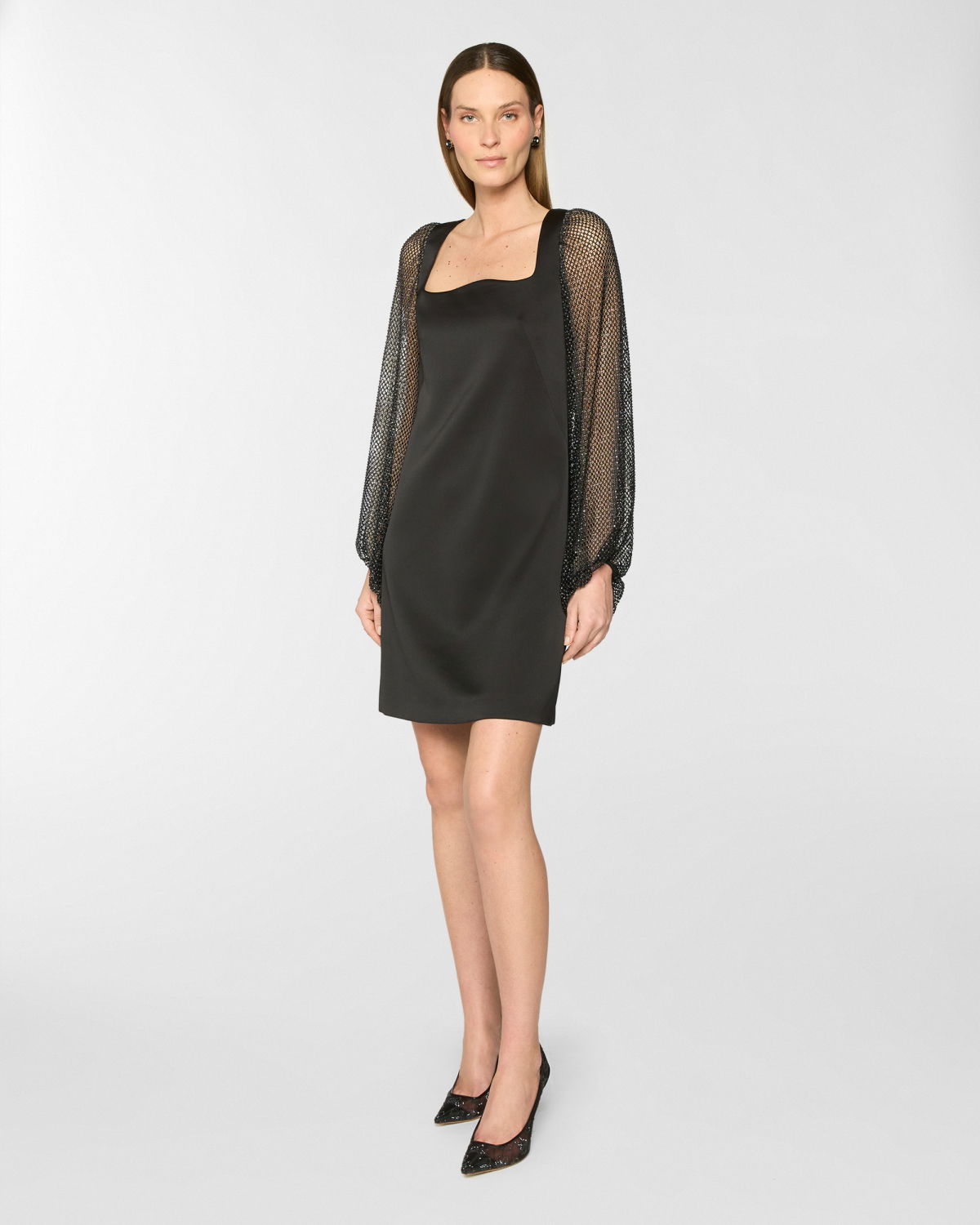 Short dress with embroidered mesh sleeves | Pre Fall Collection 2025-26 | Genny