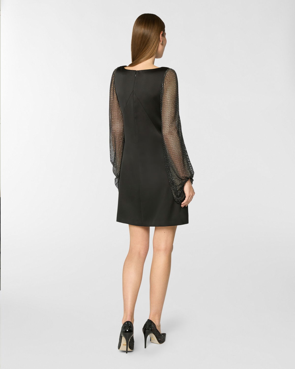 Short dress with embroidered mesh sleeves | Pre Fall Collection 2025-26 | Genny
