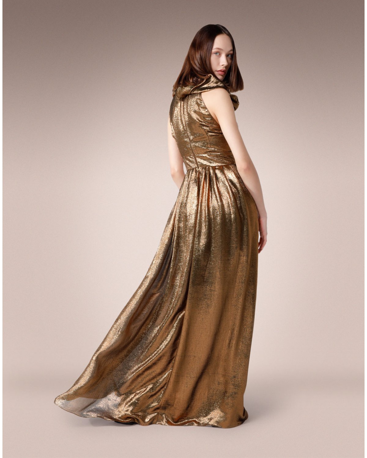 Long lamé dress with voluminous neck | Sale, -30% | Genny