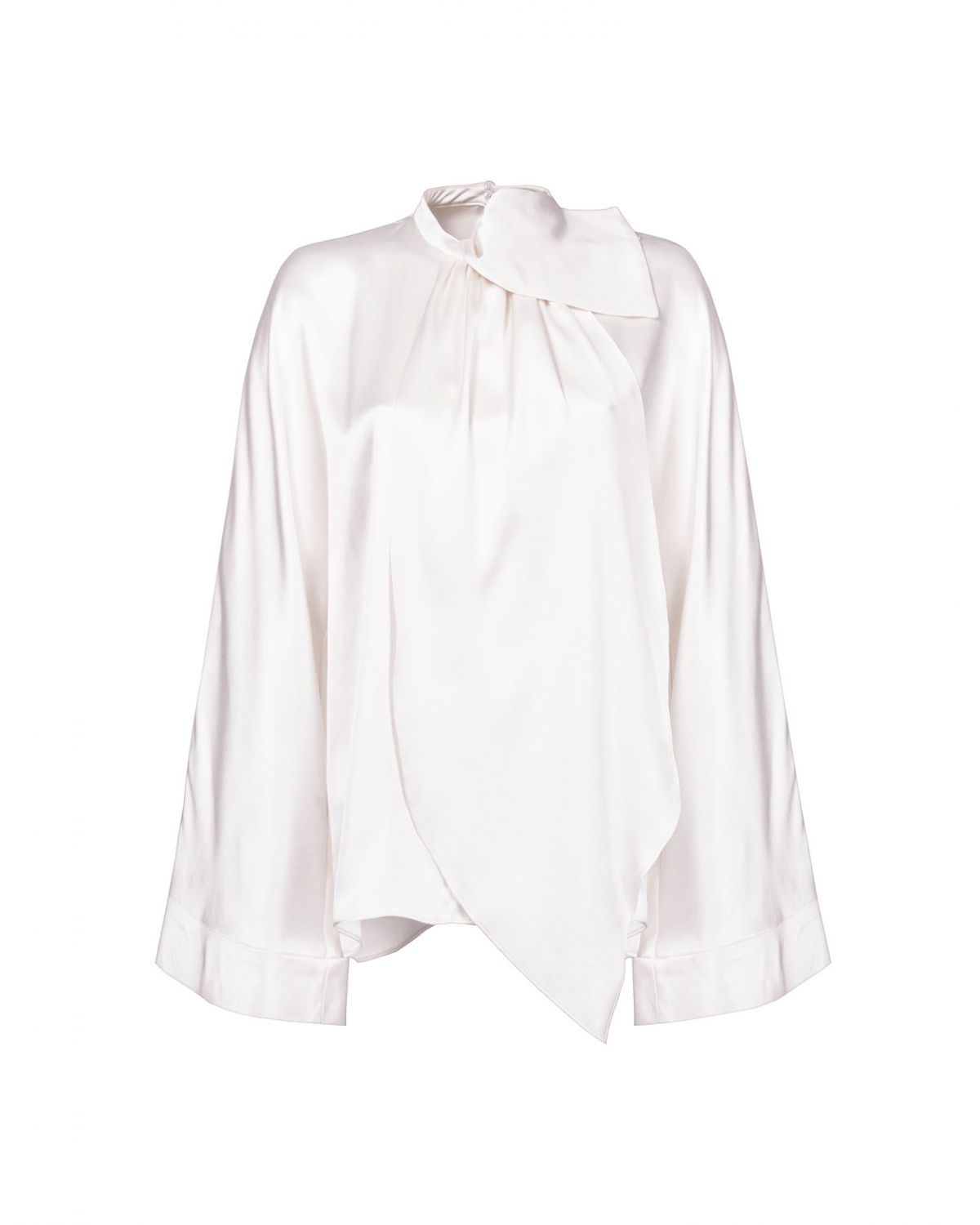 White sustainable silk blouse | The sustainable wardrobe | Genny