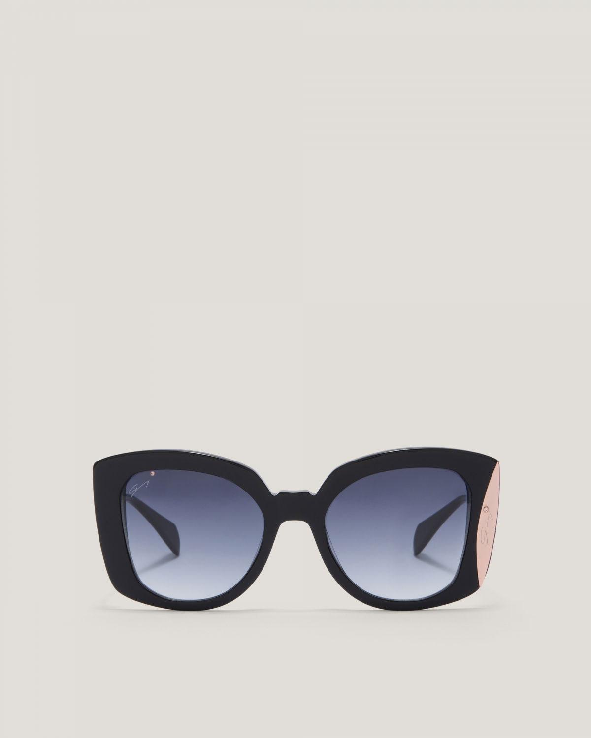 Black Sunglasses with Metallic Details | Sunglasses, Gifts, Ricercabili | Genny