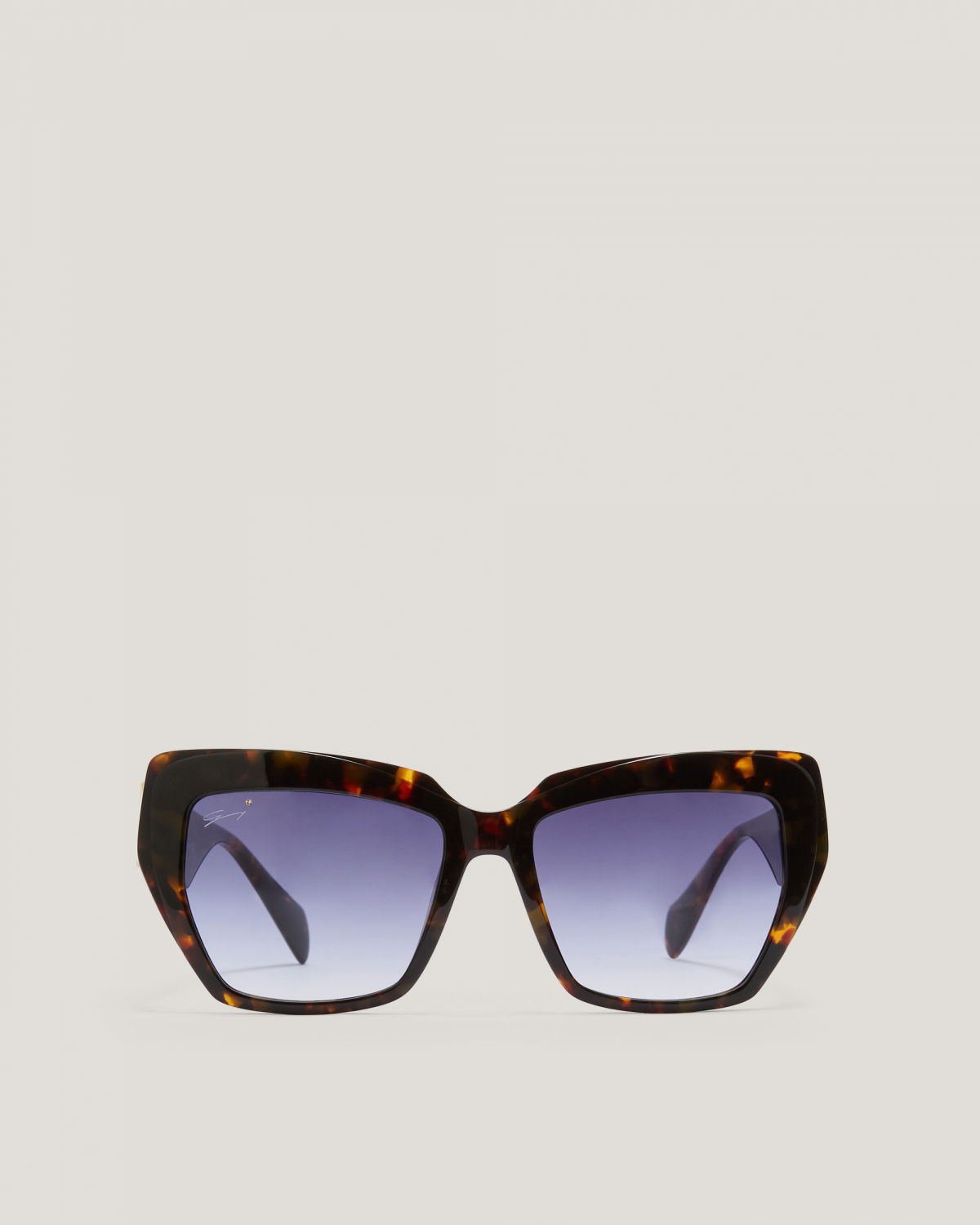 Tortoiseshell Sunglasses | Sunglasses, Fashion gifts for her, Ricercabili, Highlights, Fall Winter 2025, Accessories | Genny