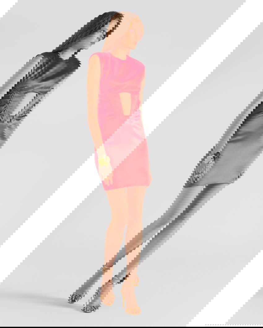 Mini dress with a cut-out on the front 